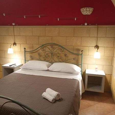 Appartement La Dimora Degli Dei à Bari Extérieur photo